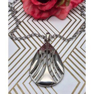 Sarah Coventry Vintage Silver Tone Open Works Teardrop Pendant Necklace